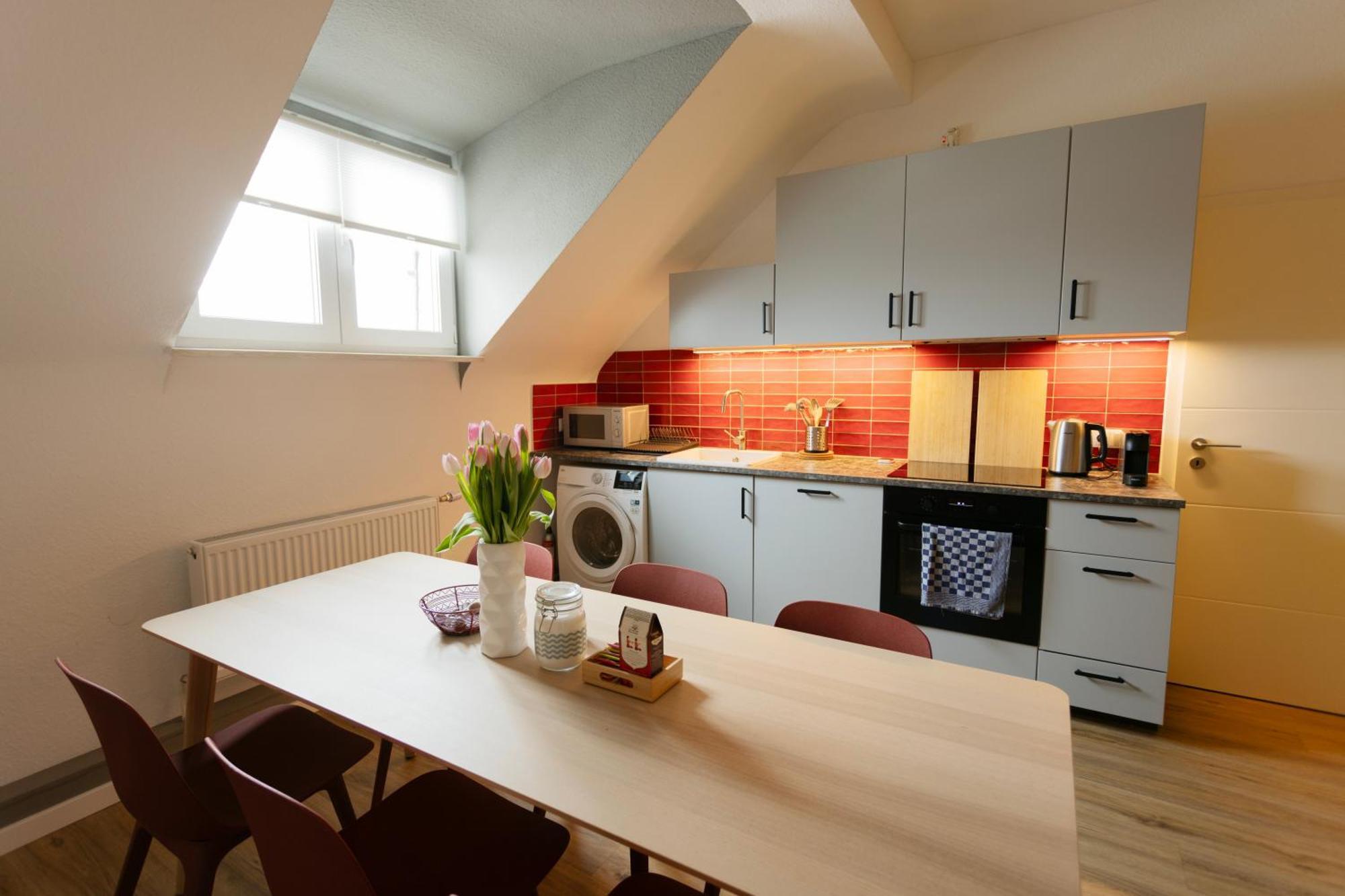 Big Flat With Fresh Renovation, Free Parking, Sonyps, Netflix Apartment Duisburg Exterior photo