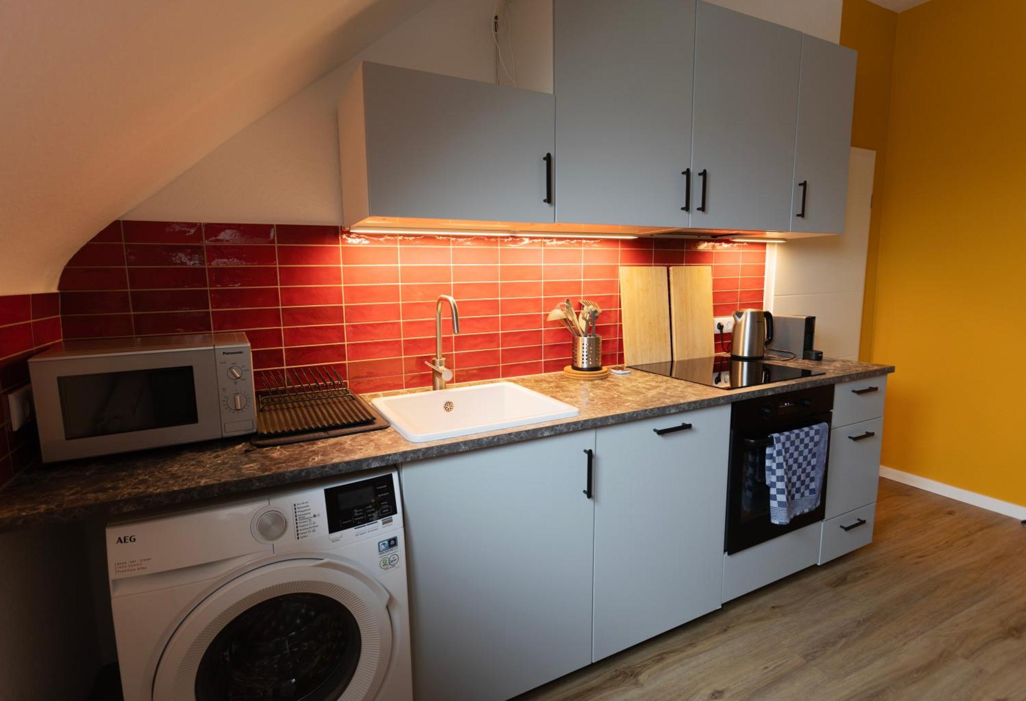 Big Flat With Fresh Renovation, Free Parking, Sonyps, Netflix Apartment Duisburg Exterior photo